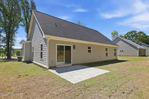 213 Telluride Ct, Aberdeen, NC 28315 - Photo 8