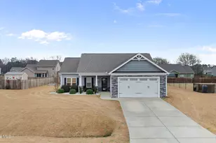 106 Hidden Maple Ct, Goldsboro, NC 27530 - Photo 2