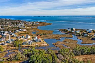 525 Sanders Ln, Newport, NC 28570 - Photo 4