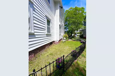 219 Pollock Street, New Bern, NC 28560 - Photo 4