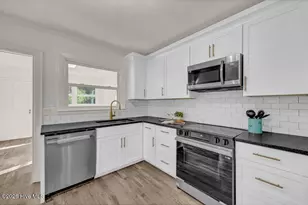 329 Wayne Dr, Wilmington, NC 28403 - Photo 16