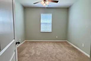 2021 Caracara Dr, New Bern, NC 28560 - Photo 32