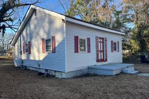 1617 McKinley Ave, New Bern, NC 28562 - Photo 1