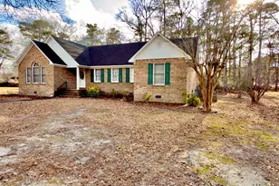 3025 Princeton St, Lumberton, NC 28360 - Photo 2