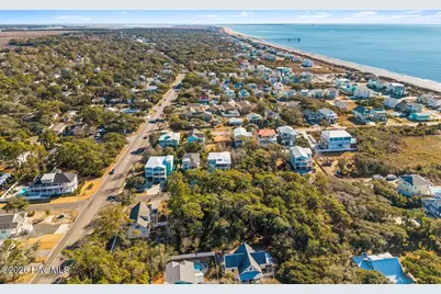 14 SE 68th Street, Oak Island, NC 28465 - Photo 8