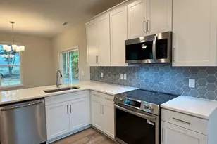 100 S Bandwheel Wy, Hampstead, NC 28443 - Photo 8