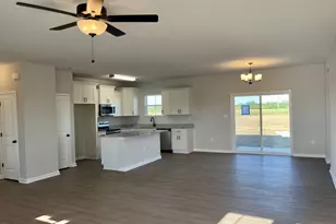 204 Halifax Ct, Shawboro, NC 27973 - Photo 4