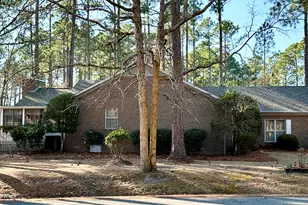 2131 Royal Pines Dr, New Bern, NC 28560 - Photo 2