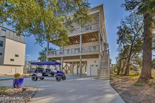 305 Columbia Ave, Carolina Beach, NC 28428 - Photo 1