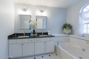 208 8th St, New Bern, NC 28560 - Photo 22