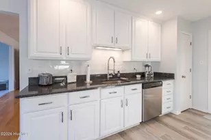 208 8th St, New Bern, NC 28560 - Photo 14