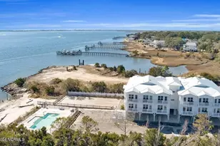 704 E Moore St, Southport, NC 28461 - Photo 8
