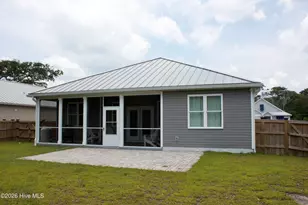 102 Evergreen Ln, Pine Knoll Shores, NC 28512 - Photo 34