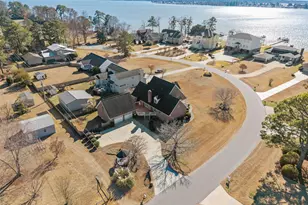 206 Austin Point Dr, Washington, NC 27889 - Photo 14