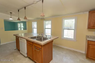 423 Gray Drive SW, Shallotte, NC 28470 - Photo 10