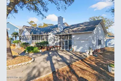 104 NE 34th Street, Oak Island, NC 28465 - Photo 6