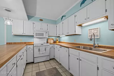 650 Salter Path Road #315, Pine Knoll Shores, NC 28512 - Photo 4