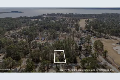 1004 Barkentine Drive, New Bern, NC 28560 - Photo 2