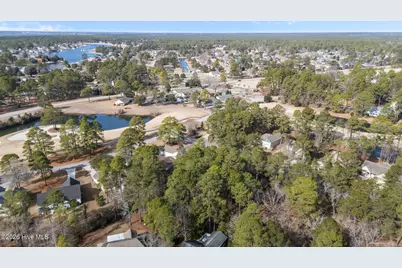 1004 Barkentine Drive, New Bern, NC 28560 - Photo 10