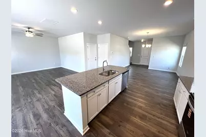 284 Happy Trail Road, Aberdeen, NC 28315 - Photo 6