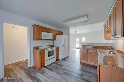 177 Crooked Run Drive, New Bern, NC 28560 - Photo 4