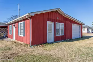 202 Phillips St, Hertford, NC 27944 - Photo 30