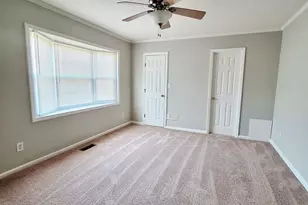 3979 Sterling Pointe Dr, Winterville, NC 28590 - Photo 8