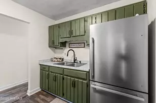 329 Lakewood Dr, Jacksonville, NC 28546 - Photo 14