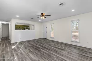 329 Lakewood Dr, Jacksonville, NC 28546 - Photo 4