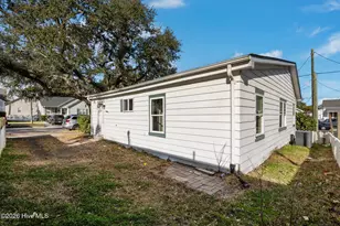 1402 Wooster St, Wilmington, NC 28401 - Photo 38