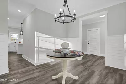 163 Bayshore Drive, Sneads Ferry, NC 28460 - Photo 6