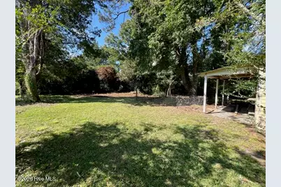 610 Jenkins Avenue, Maysville, NC 28555 - Photo 24