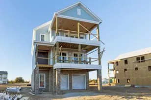 746 Cannonsgate Dr, Newport, NC 28570 - Photo 1