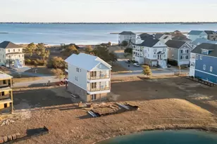 746 Cannonsgate Dr, Newport, NC 28570 - Photo 12
