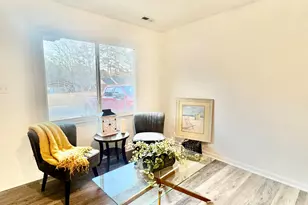 201 Blake Ct, Jacksonville, NC 28540 - Photo 4