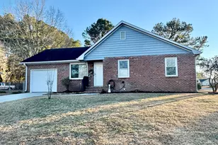 201 Blake Ct, Jacksonville, NC 28540 - Photo 1