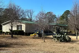 3984 Pocosin Rd, Lake Waccamaw, NC 28450 - Photo 2