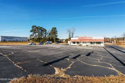 1702 S Madison Street, Whiteville, NC 28472 - Photo 2