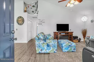 401 Donzi Ct, Carolina Beach, NC 28428 - Photo 2