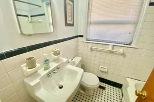 1902 Rogers Dr, Fayetteville, NC 28303 - Photo 14