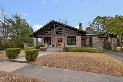 1007 Nash Street NW, Wilson, NC 27893 - Photo 2