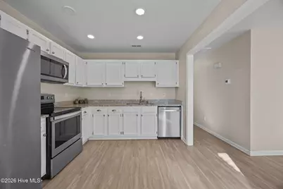 1109 Shroyer Circle, Jacksonville, NC 28540 - Photo 12