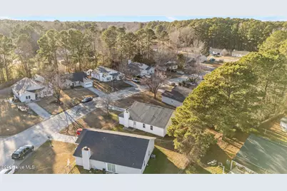 1109 Shroyer Circle, Jacksonville, NC 28540 - Photo 44