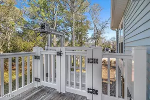 129 N Middleton Ave, Oak Island, NC 28465 - Photo 52