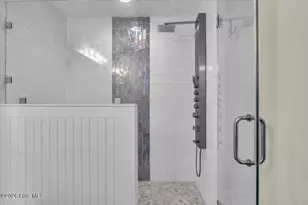 129 N Middleton Ave, Oak Island, NC 28465 - Photo 34