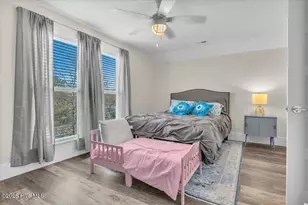 129 N Middleton Ave, Oak Island, NC 28465 - Photo 46