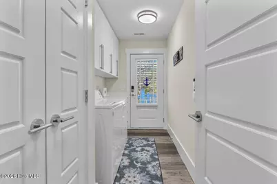 129 N Middleton Avenue, Oak Island, NC 28465 - Photo 26