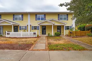 1312 Ann St, Beaufort, NC 28516 - Photo 2