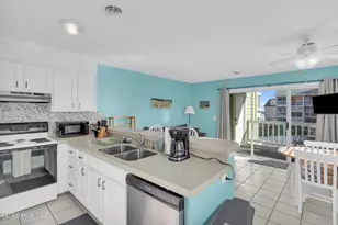 1618 Canal Dr, Carolina Beach, NC 28428 - Photo 16