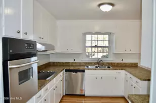 205 Pinewood Dr, Goldsboro, NC 27534 - Photo 12